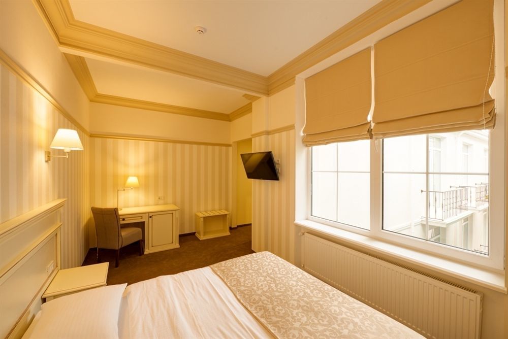 Premier Geneva Hotel Odessa Ngoại thất bức ảnh